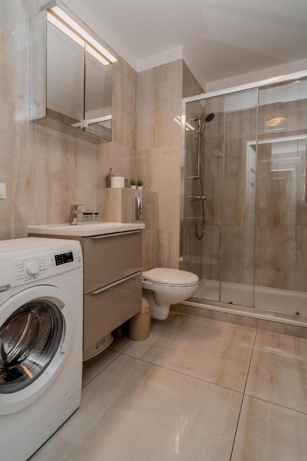 Totu Home Waterlane Island Apartments グダニスク エクステリア 写真