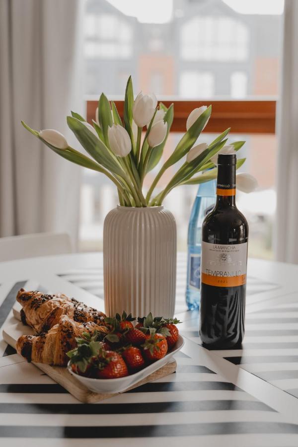 Totu Home Waterlane Island Apartments グダニスク エクステリア 写真